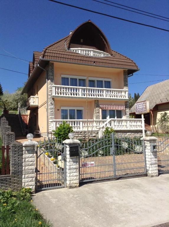 Apartamento Álom Ház Zalakaros Exterior foto